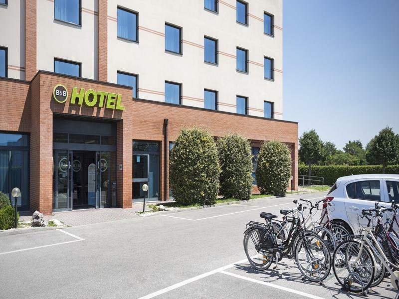 B&B Hotel Феррара Екстер'єр фото